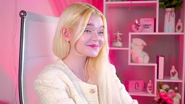 AdeleCartier online show from 04-13-26, 02:48