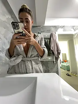 BonyBon29 online show from 09-24-25, 05:25