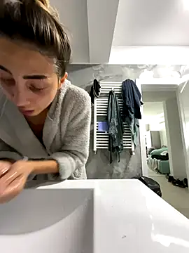 BonyBon29 online show from 10-28-25, 08:46