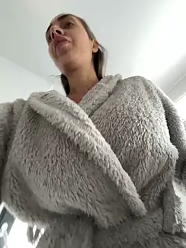 BonyBon29 online show from 10-30-25, 07:39