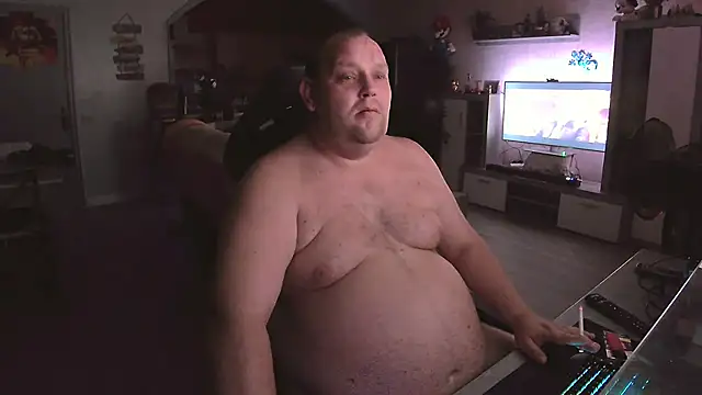 Hotfire-112 online show from 04-12-26, 09:29