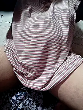 Snapshot of imforyou chatting on 10-21-25, 06:18 imforyou online show from 10-21-25, 06:18