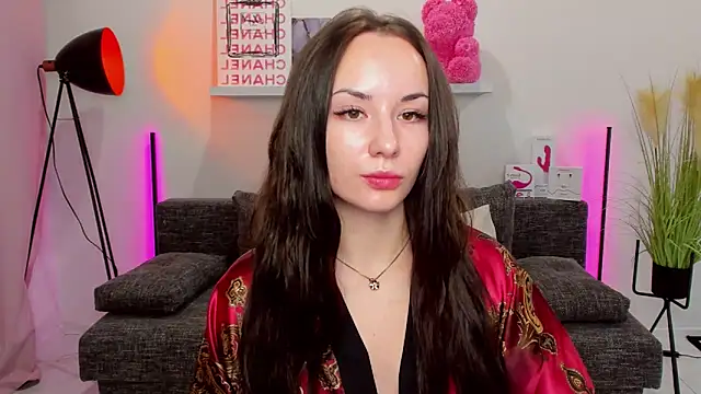 Snapshot of Suga_babe chatting on 03-06-25, 08:16 Suga babe online show from 03-06-25, 08:16