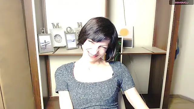  AngeliaFlow  online show from 10-22-25, 07:08