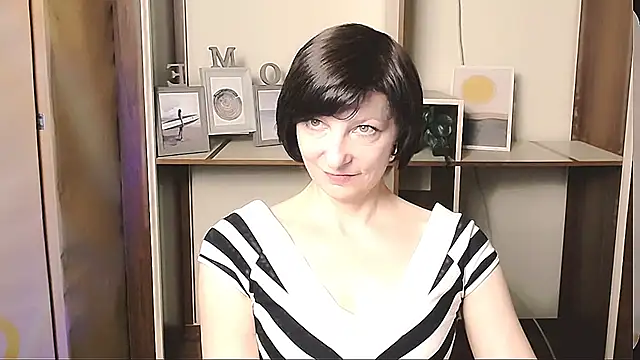  AngeliaFlow  online show from 04-30-26, 08:32