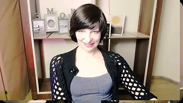  AngeliaFlow  online show from 05-21-26, 08:01