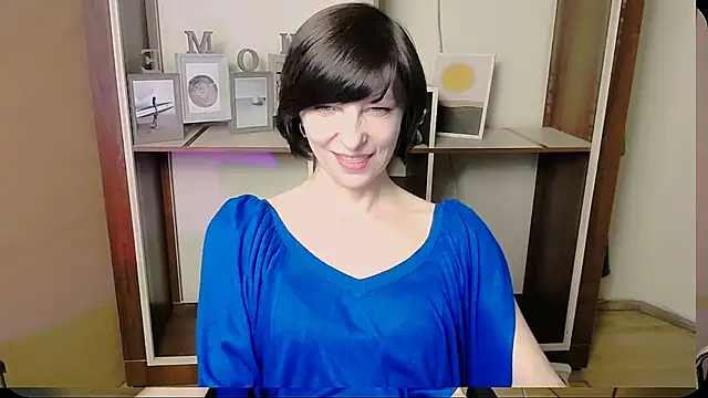  AngeliaFlow  online show from 05-26-26, 07:39