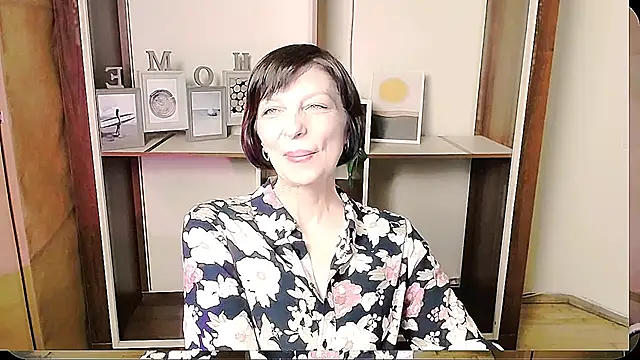 Snapshot of _AngeliaFlow_ chatting on 06-19-26, 09:48 AngeliaFlow online show from 06-19-26, 09:48