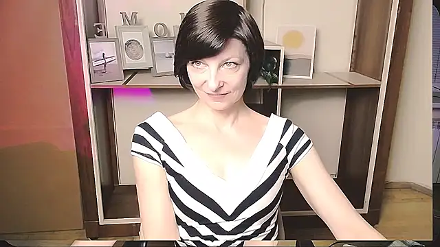  AngeliaFlow  online show from 05-07-26, 08:17