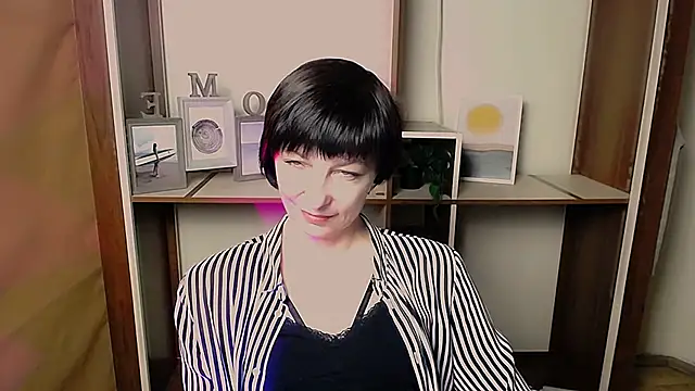  AngeliaFlow  online show from 02-24-26, 08:04