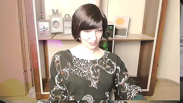  AngeliaFlow  online show from 05-11-26, 09:10