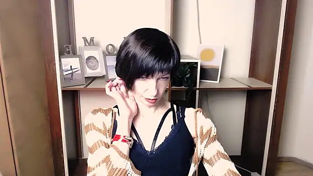  AngeliaFlow  online show from 11-26-25, 12:38