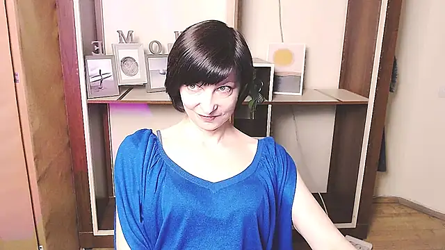  AngeliaFlow  online show from 04-21-26, 08:32