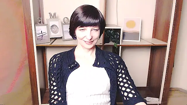  AngeliaFlow  online show from 04-01-26, 01:52