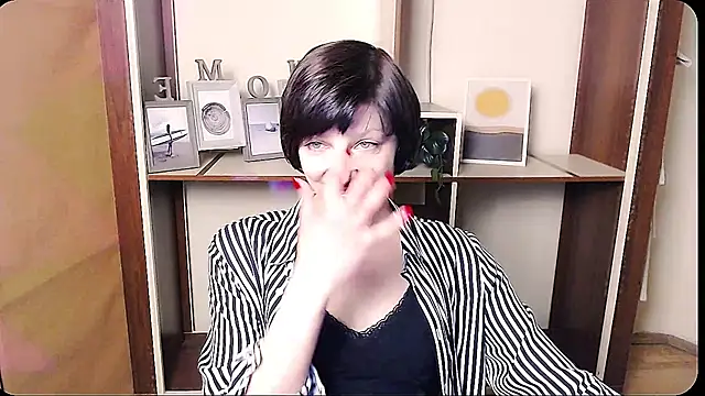  AngeliaFlow  online show from 04-07-26, 08:16