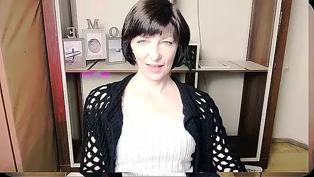 Snapshot of _AngeliaFlow_ chatting on 06-12-26, 07:17 AngeliaFlow online show from 06-12-26, 07:17