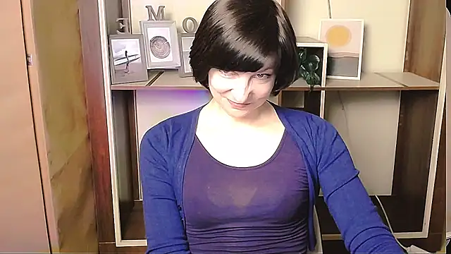  AngeliaFlow  online show from 04-28-26, 08:08