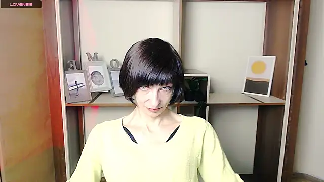  AngeliaFlow  online show from 10-10-25, 06:47