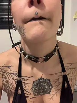 nickelfie online show from 06-26-26, 06:14