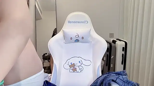 Snapshot of baxi1100 chatting on 09-19-25, 01:59 baxi1100 online show from 09-19-25, 01:59