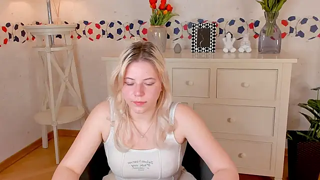 MarianAytes online show from 02-13-25, 07:42