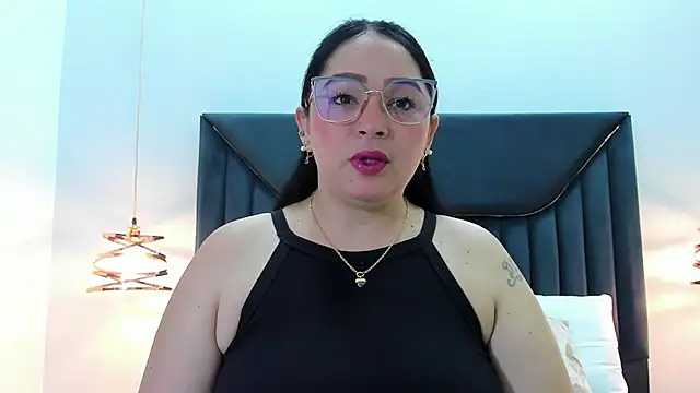 Snapshot of ZamiraGates chatting on 03-02-25, 03:45 ZamiraGates online show from 03-02-25, 03:45