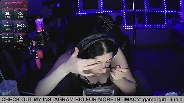 Snapshot of Gamergirl-Linela chatting on 07-04-26, 02:18 Gamergirl-Linela online show from 07-04-26, 02:18