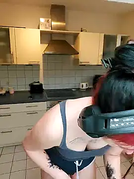Gamergirl-Linela online show from 03-10-25, 01:54