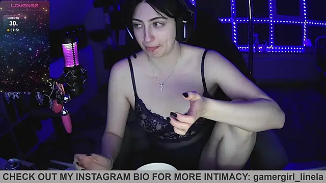 Gamergirl-Linela online show from 05-21-26, 10:18