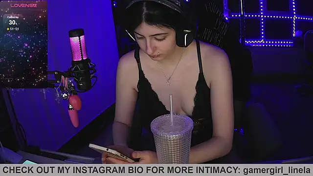 Gamergirl-Linela online show from 04-10-26, 12:39