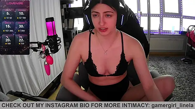 Gamergirl-Linela online show from 04-11-26, 04:32