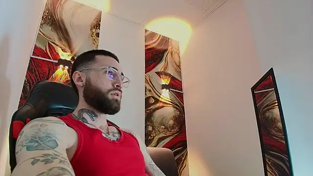 Luke davis01 online show from 11-26-25, 01:11