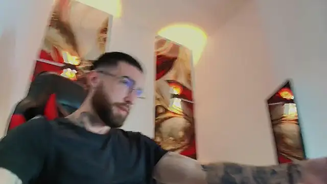 Luke davis01 online show from 11-15-25, 01:04