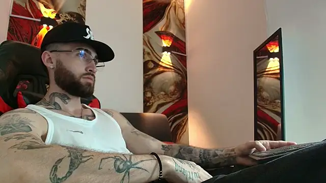 Luke davis01 online show from 09-24-25, 01:17