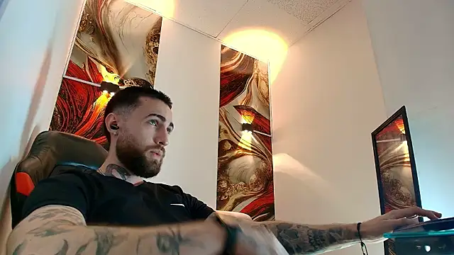 Luke davis01 online show from 03-18-26, 01:02