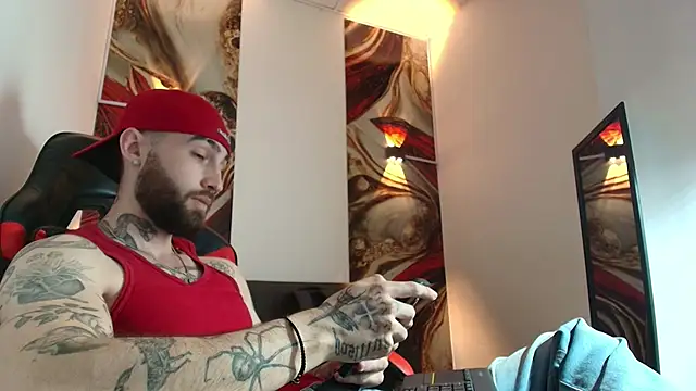 Luke davis01 online show from 09-26-25, 01:18