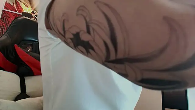 Luke davis01 online show from 11-29-25, 01:00