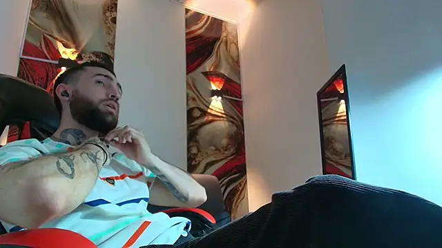 Luke davis01 online show from 09-29-25, 01:06