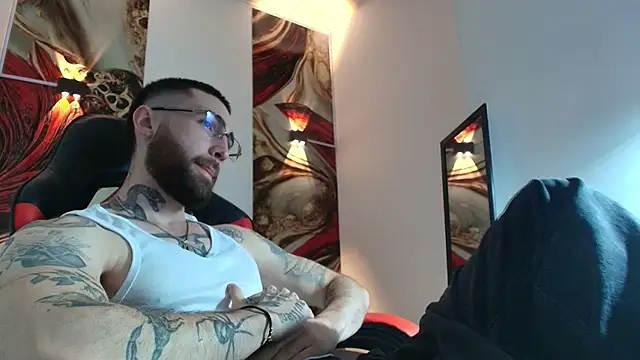 Luke davis01 online show from 09-30-25, 01:28