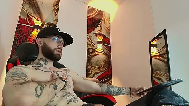 Luke davis01 online show from 10-10-25, 01:23