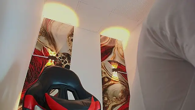 Luke davis01 online show from 11-22-25, 01:10