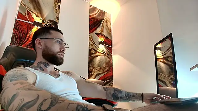 Luke davis01 online show from 04-07-26, 01:35