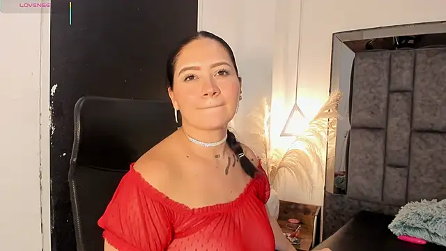 Snapshot of Morgan_Wright chatting on 03-20-25, 10:07 Morgan Wright online show from 03-20-25, 10:07