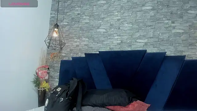 Sophia Brunett online show from 11-15-25, 12:31