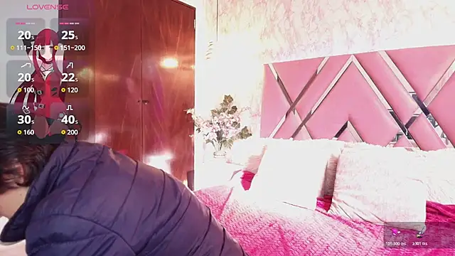 Saori Sann  online show from 11-27-25, 01:00