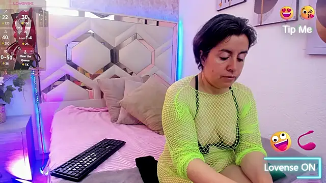 Saori Sann  online show from 03-03-25, 12:28