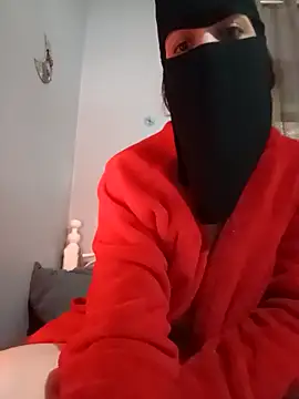 Snapshot of Milan-88 chatting on 01-06-26, 07:18 Milan-88 online show from 01-06-26, 07:18