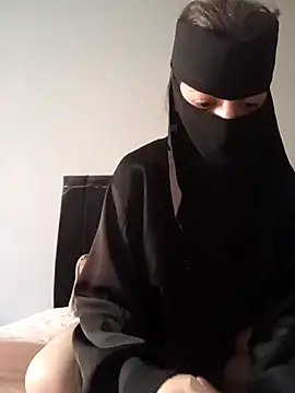 Snapshot of Milan-88 chatting on 02-08-26, 12:47 Milan-88 online show from 02-08-26, 12:47