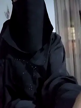 Snapshot of Milan-88 chatting on 02-28-26, 09:14 Milan-88 online show from 02-28-26, 09:14