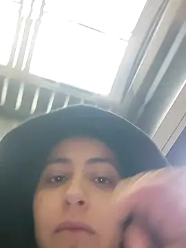 Snapshot of MaiPandora chatting on 11-06-25, 10:58 MaiPandora online show from 11-06-25, 10:58